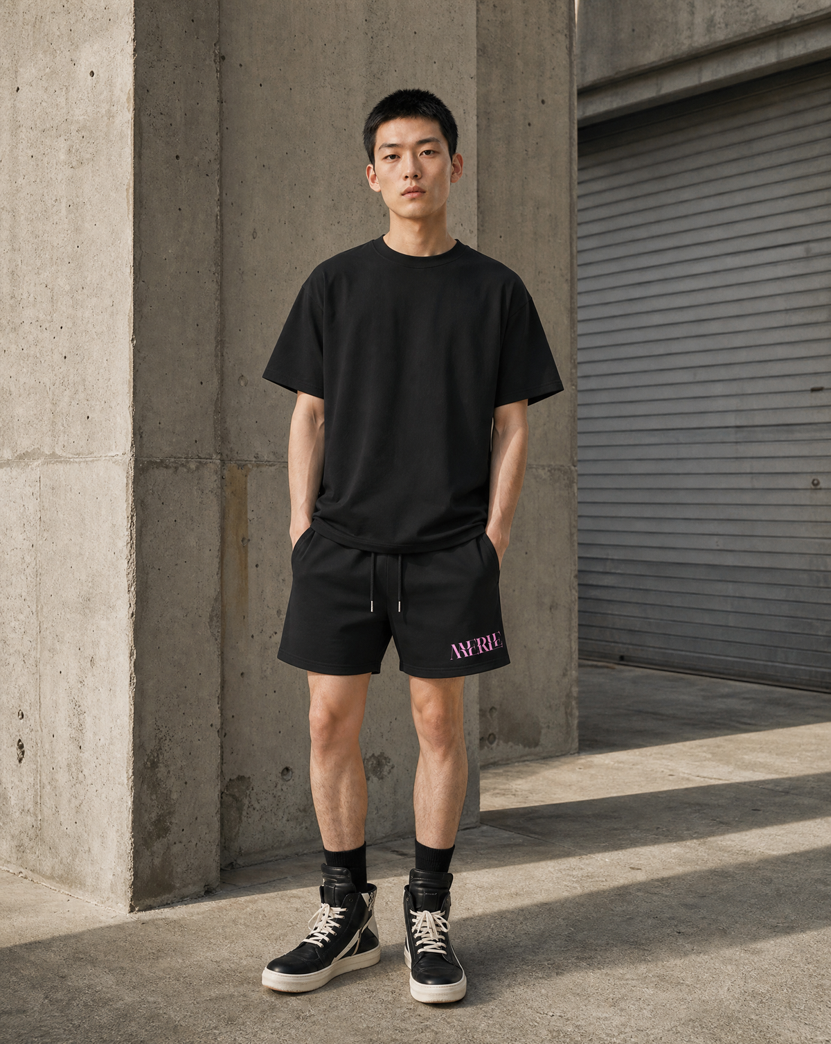 HOLD THE SIGNAL, LOOSE FLEECE SHORTS