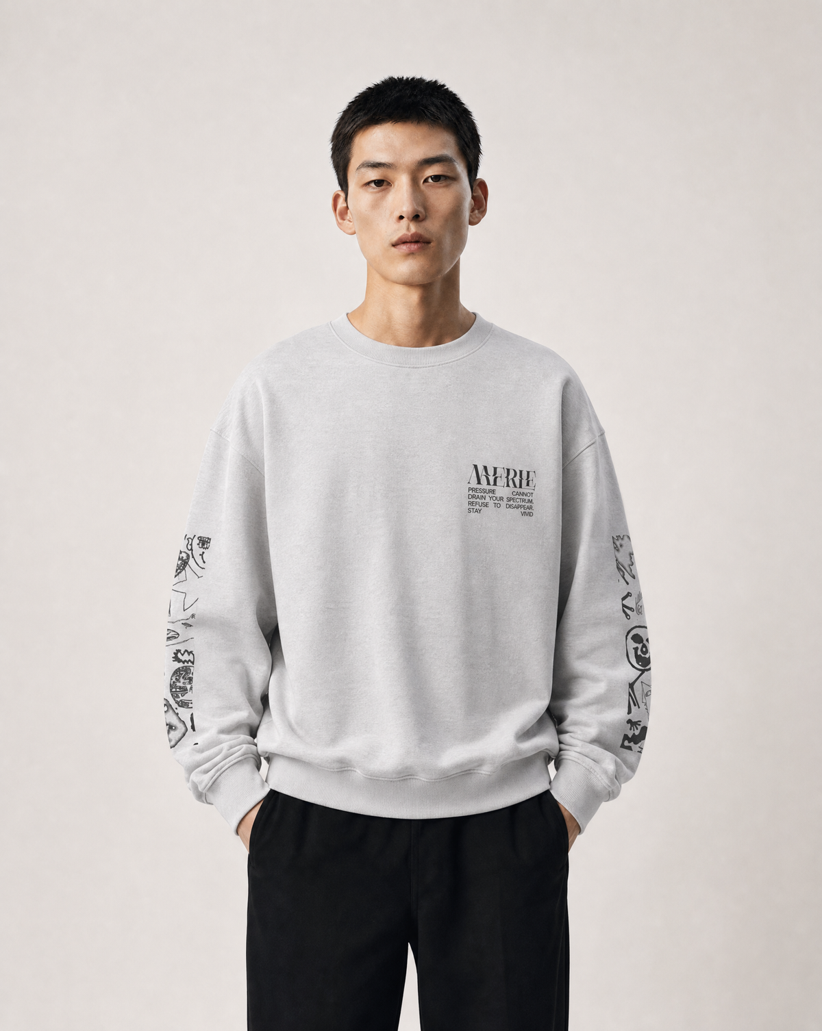 STAY VIVID CREWNECK